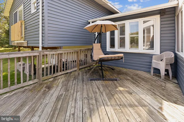 $679,000 | 145 North Lake Drive, Stevensville, MD 21666