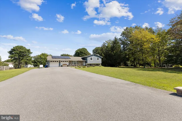 $679,000 | 145 North Lake Drive, Stevensville, MD 21666