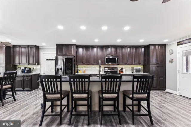 $679,000 | 145 North Lake Drive, Stevensville, MD 21666