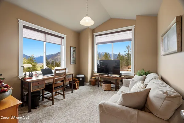 $1,160,000 | 374 Carbine Drive, Clark Fork, ID 83811