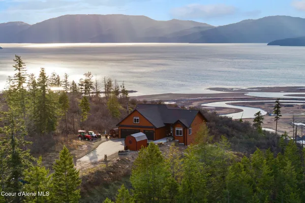 $1,160,000 | 374 Carbine Drive, Clark Fork, ID 83811