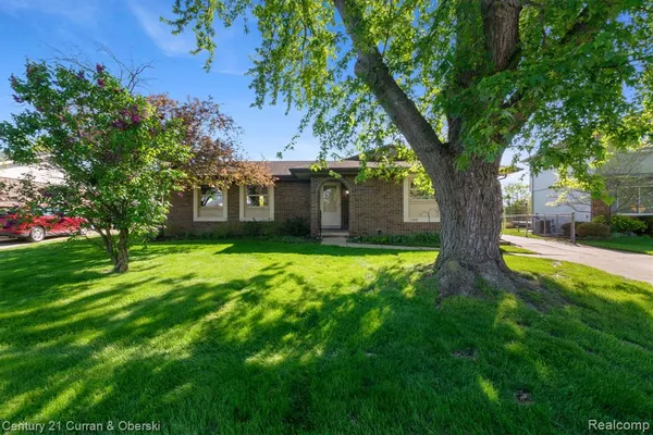 $325,000 | 1344 Saltz Court, Canton, MI 48187