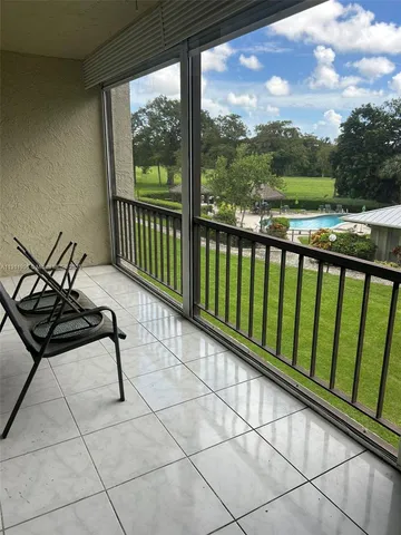 $125,000 | 6200 Northwest 44th Street, Unit 312, Lauderhill, FL 33319