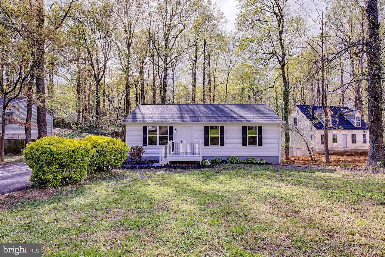 11528 Ropeknot Road Lusby, MD 20657 - Photo 4 of 36 Gallery Image 4
