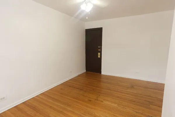 $1,275 | 3259 West Wrightwood Avenue, Unit 1F, Chicago, IL 60647