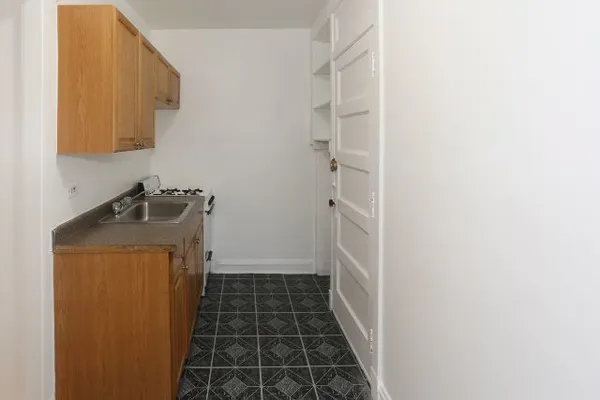 $1,275 | 3259 West Wrightwood Avenue, Unit 1F, Chicago, IL 60647