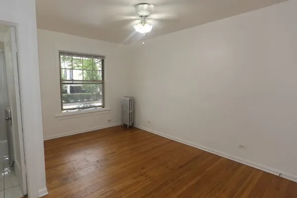 $1,275 | 3259 West Wrightwood Avenue, Unit 1F, Chicago, IL 60647