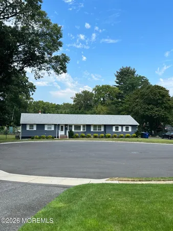 $1,800,000 | 1 Michaels Court, Oakhurst, NJ 07755