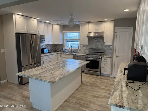 $1,800,000 | 1 Michaels Court, Oakhurst, NJ 07755
