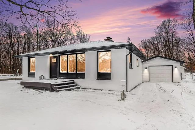 $260,000 | 21012 State 120 Road, Elkhart, IN 46516