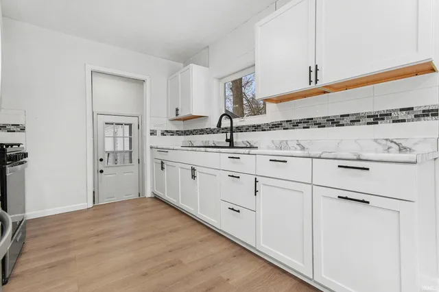 $260,000 | 21012 State 120 Road, Elkhart, IN 46516