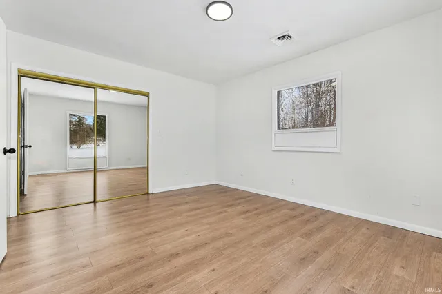 $260,000 | 21012 State 120 Road, Elkhart, IN 46516