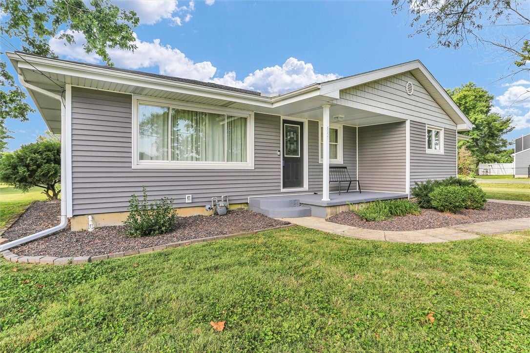 6021 Camp Warren Road Decatur, IL 62521 - Photo 1 of 36 Gallery Image 1