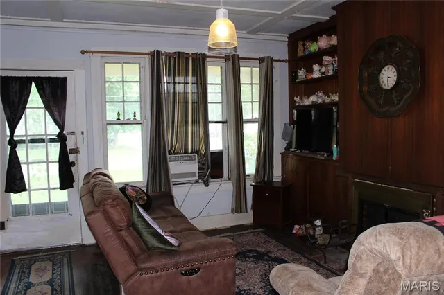 $79,000 | 505 North 2nd Street, Wellsville, MO 63384