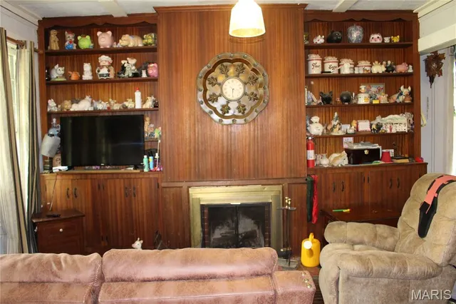 $79,000 | 505 North 2nd Street, Wellsville, MO 63384