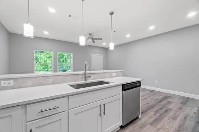 $1,750 | 108 Don Bishop Road, Unit 63, Santa Rosa Beach, FL 32459