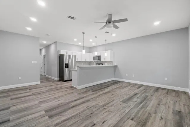 $1,750 | 108 Don Bishop Road, Unit 63, Santa Rosa Beach, FL 32459