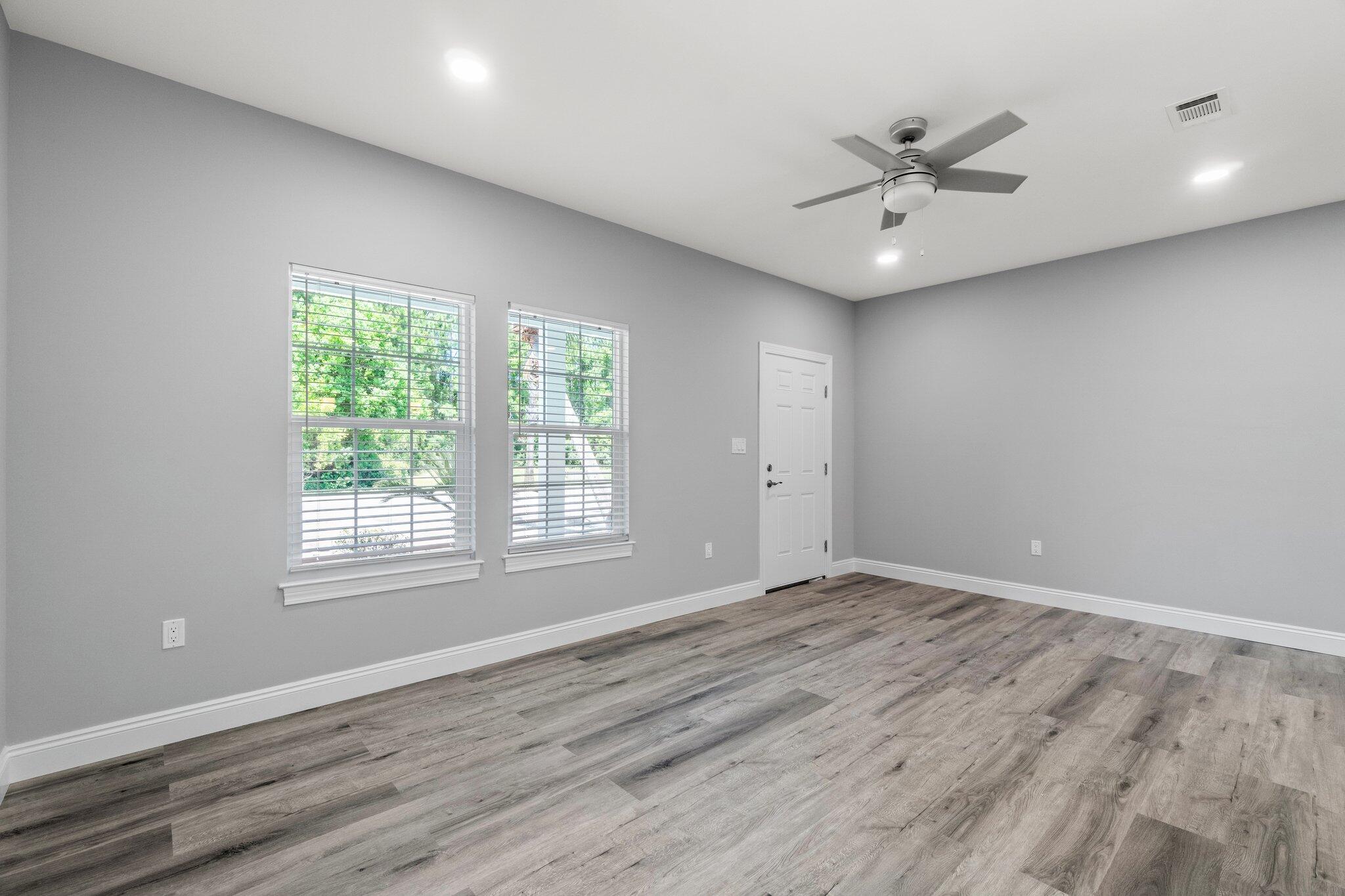 108 Don Bishop Road, Unit 63 Santa Rosa Beach, FL 32459 - Photo 10 of 23 living room 3
