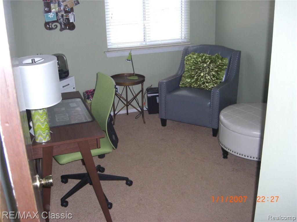18851 Sunbright Avenue Southfield, MI 48076 - Photo 31 of 41 CIMG0542.JPG