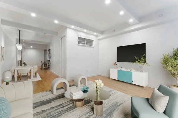$995,000 | 90 William Street, Unit 8H | Financial District