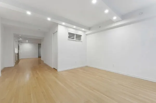 $995,000 | 90 William Street, Unit 8H | Financial District