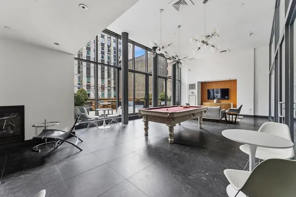 $995,000 | 90 William Street, Unit 8H | Financial District