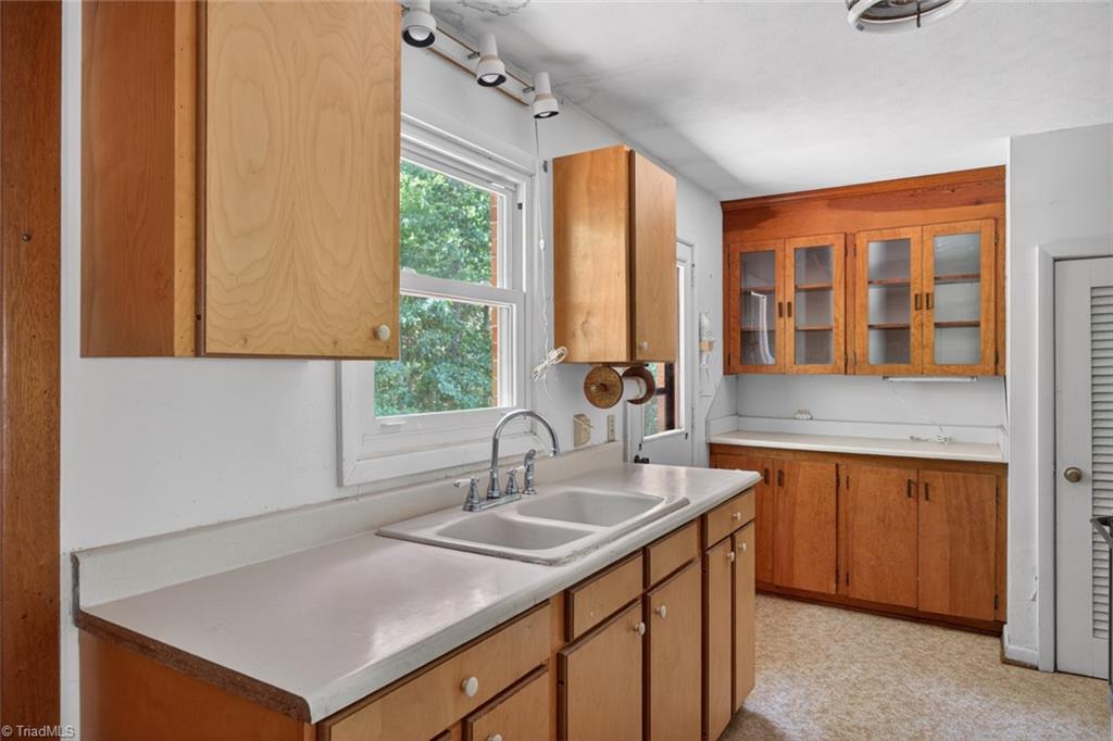 9791 Old Liberty Road Liberty, NC 27298 - Photo 20 of 43
