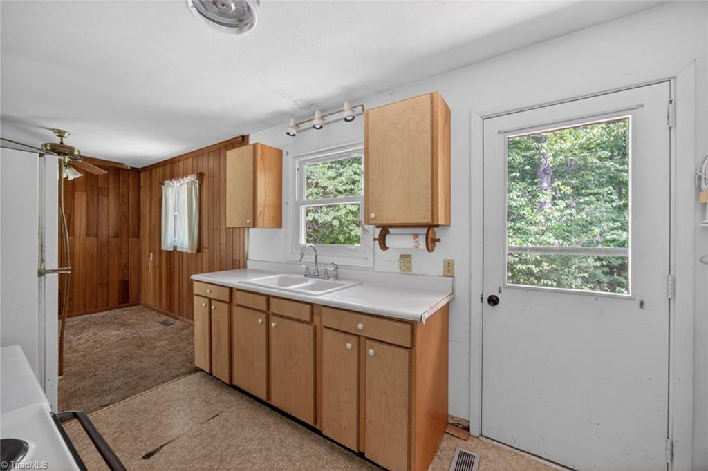 9791 Old Liberty Road Liberty, NC 27298 - Photo 22 of 43