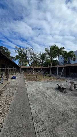 $1,900 | 12605 Northeast 13th Avenue, Unit 5, North Miami, FL 33161