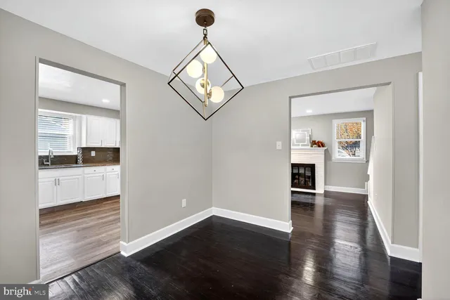 $408,900 | 5918 Robin Lane, Suitland, MD 20746