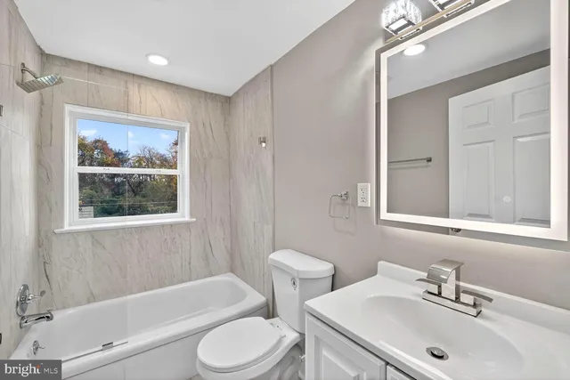 $408,900 | 5918 Robin Lane, Suitland, MD 20746