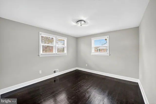 $408,900 | 5918 Robin Lane, Suitland, MD 20746