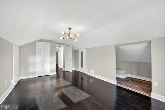 $408,900 | 5918 Robin Lane, Suitland, MD 20746