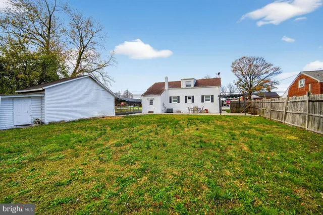 $408,900 | 5918 Robin Lane, Suitland, MD 20746