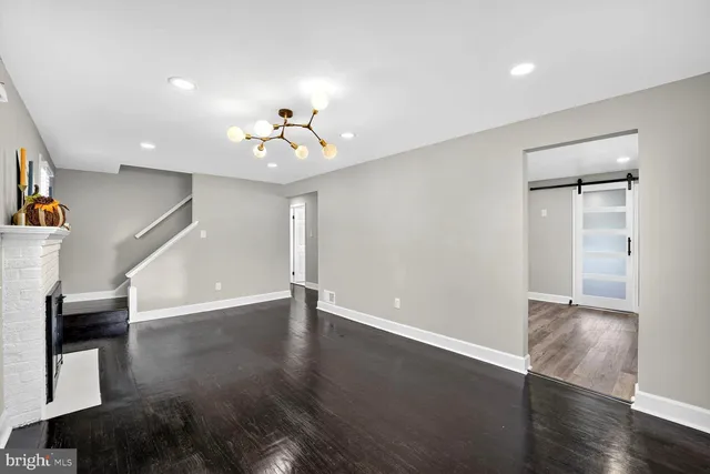 $408,900 | 5918 Robin Lane, Suitland, MD 20746