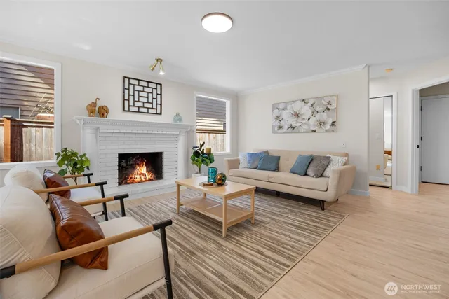 $1,040,000 | 12724 37th Avenue Southeast, Everett, WA 98208