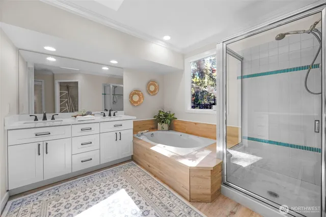 $1,040,000 | 12724 37th Avenue Southeast, Everett, WA 98208