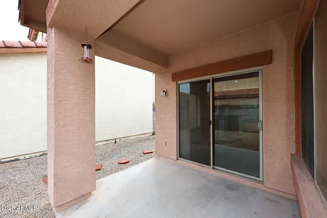 a view of an empty room with window