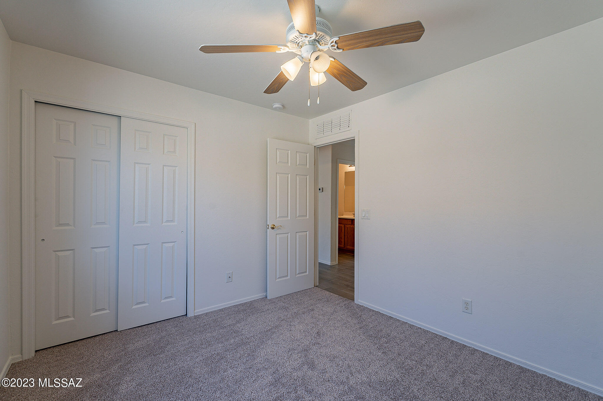 8513 East Sarnoff Ridge Loop Tucson, AZ 85710 - Photo 26 of 33