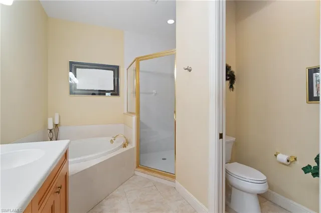 $579,900 | 6130 Montelena Circle, Unit 1202, Naples, FL 34119