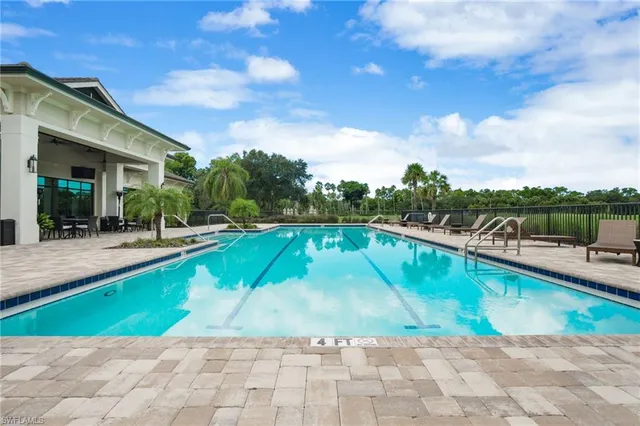 $579,900 | 6130 Montelena Circle, Unit 1202, Naples, FL 34119