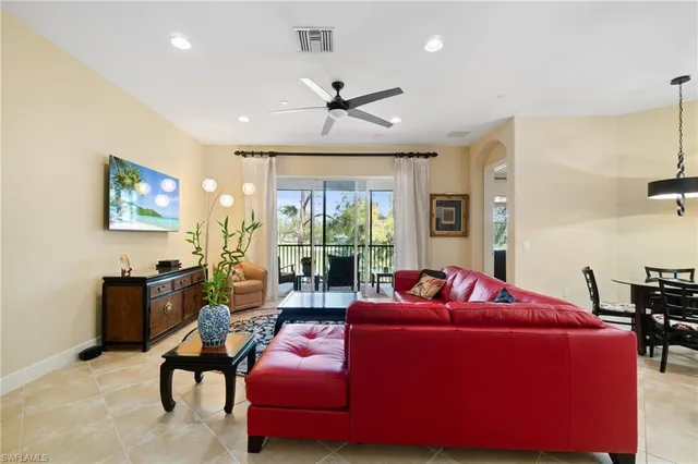 $579,900 | 6130 Montelena Circle, Unit 1202, Naples, FL 34119