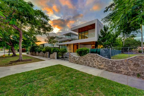 $8,999,950 | 2130 South Miami Avenue, Miami, FL 33129