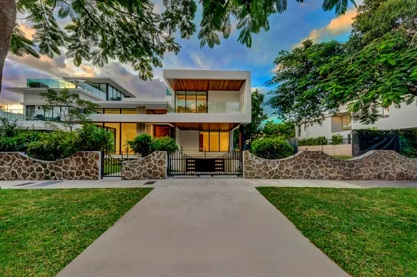 $8,999,950 | 2130 South Miami Avenue, Miami, FL 33129