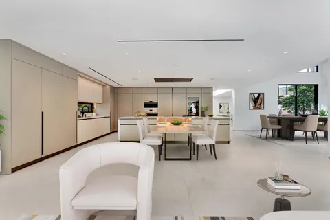 $8,999,950 | 2130 South Miami Avenue, Miami, FL 33129