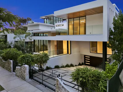 $8,999,950 | 2130 South Miami Avenue, Miami, FL 33129