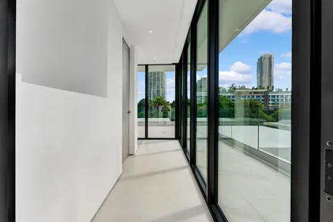$8,999,950 | 2130 South Miami Avenue, Miami, FL 33129