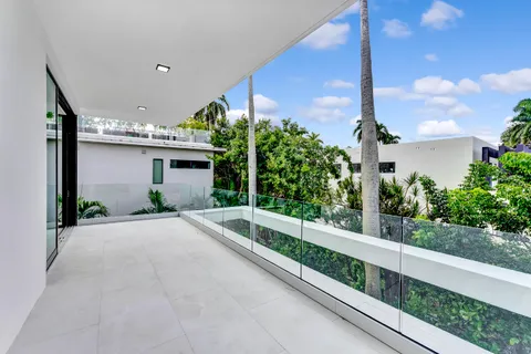 $8,999,950 | 2130 South Miami Avenue, Miami, FL 33129