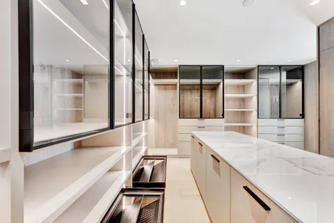 $8,999,950 | 2130 South Miami Avenue, Miami, FL 33129