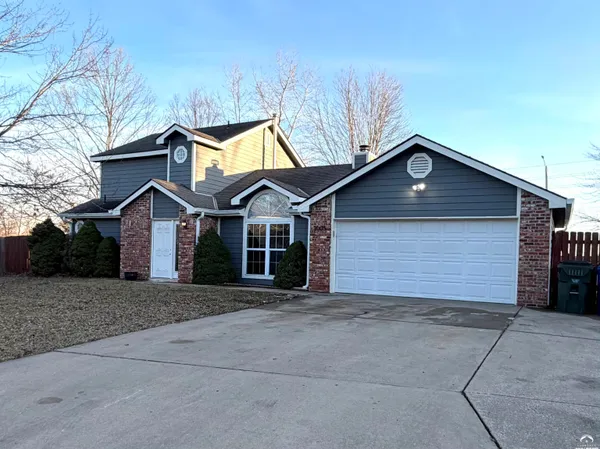 $359,000 | 3005 West 30th Court, Lawrence, KS 66047